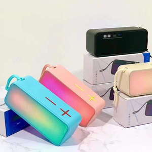 Haut-parleur sans fil portable BT5.0 avec éclairage LED RVB, mini haut-parleur passif en plastique 3W, lecteur de musique <span class=keywords><strong>MP3</strong></span> stéréo portable - Product Image 1