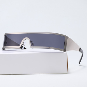 Rectangular Punk-Style Metal <b>Sunglasses</b> with UV400 Full Rim Lenses Futuristic Y2K Design for Unisex Fashion - Product Image 4