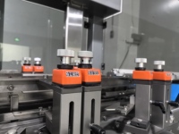 Machine d'emballage automatique haute précision avec protection IP55, grande capacité, pour emballage alimentaire préemballé, biscuits, boîtes cadeaux empilées