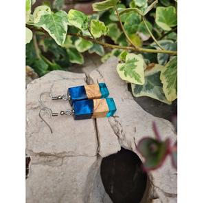 Pendientes Elegantes de Resina y Madera, Joyería Ecológica, Duradera y Hecha a Mano, Perfecta para Uso Diario, Eventos Especiales o Casual - Product Image 5