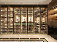 Cave à vin autoportante de luxe moderne sur mesure avec porte en verre trempé et éclairage LED pour villa, hôtel, bar à domicile OEM ODM
