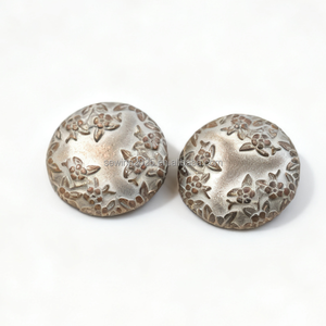 Bán Buôn Thời Trang Mới Cổ Kim Loại Nút-Hoa Mô Hình Với Thân Thiện Với Môi Mạ Chân May Nút Cho Quần Áo - Product Image 4