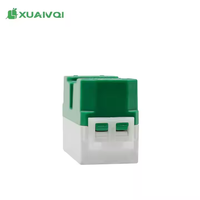 Enchufe de Mesa Industrial Multifuncional Universal de 16A 250V con Conexión a Tierra Estándar
