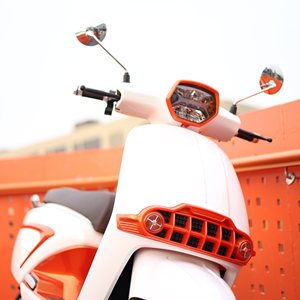 Motocicleta Urbana EEC Más Vendida, Motocicleta Eléctrica con Batería de 3000W y 72V - Product Image 3