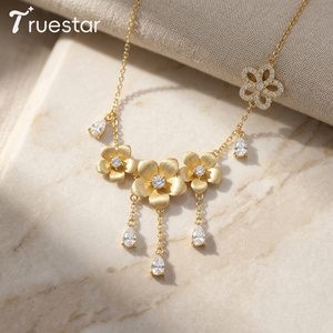 Collier en argent sterling 925 avec pendentif fleur en moissanite <span class=keywords><strong>et</strong></span> soie, pour femme, finition brossée, bijoux raffinés - Product Image 1