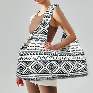 Bolsas de viaje multifuncionales planas de neopreno con logotipo personalizado de fabricante de muestra gratis, bolsa deportiva para gimnasio y Yoga, bolsa para esterilla de Yoga - Product Image 4