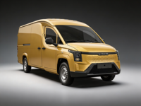 Camionnette électrique pure LINGXYS G201B 305 km à succès, logo OEM personnalisé, grand espace, Euro 1, 150-250 CV, pour la logistique