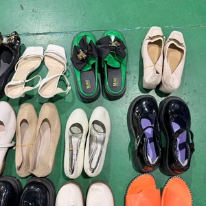Scarpe da Donna Usate Miste Economiche in Balle, Sandali Casual e Scarpe Mary Jane per Esportazione all'Ingrosso - Product Image 2