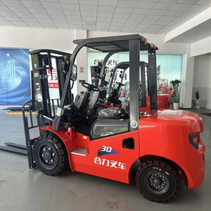 Mini chariot élévateur KOMATSU FD30 de 3 tonnes d'occasion avec pompe, moteur, composants du noyau du moteur en stock à vendre - Product Image 1