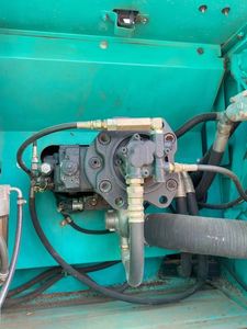 Excavatrices Kobelco SK350LC d'occasion de 35 tonnes, excavatrice sur chenilles Kobelco SK350D d'occasion avec accessoire de préhension - Product Image 6