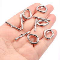 Fermoirs irréguliers en acier inoxydable Nouveaux styles conçus Fermoir OT étanche de haute qualité pour colliers et bracelets de bijoux