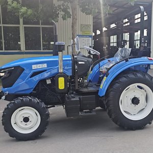 Tracteur à roues de 130 CV avec poids de charge et boîte de vitesses 8+2, cabine Yunnei - Product Image 4
