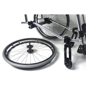 34 36 38 40 cm de largeur de siège clôturant le fauteuil roulant manuel de loisirs pour les organisations sportives handicapées - Product Image 3