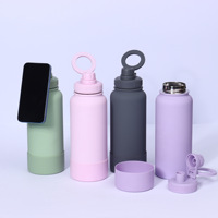 Grande bouteille d'eau magnétique de 32oz avec support de téléphone, gobelet thermique en acier inoxydable avec mousqueton pour le camping, le cyclisme et le bureau