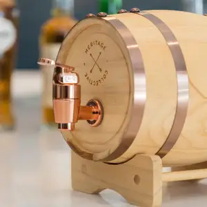 Botte di vino in legno massello di nuovo Design all'ingrosso botti di legno artigianali per lo stoccaggio botte di vino Vintage whisky Spirit