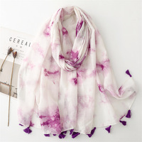 Écharpe en coton à motifs colorés inspirés de la peinture à l'encre pour femmes, foulard de plage avec pompons