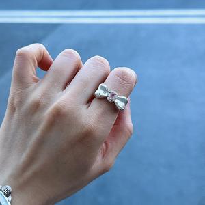 แหวนเงินแท้ S925 ดีไซน์หวานแหวว รูปโบว์ประดับเพชรชมพู รูปดาว ดีไซน์เฉพาะ แหวนแฟชั่นแบบเปิด ดีไซน์เรียบหรู - Product Image 5