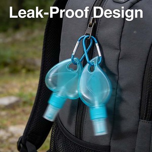 Mini flacon pulvérisateur portable en plastique transparent bleu de 30 ml en forme de cœur pour désinfectant pour les mains avec porte-clés - Product Image 5