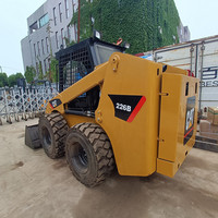 Chargeuse compacte sur pneus Cat 226B d'occasion, avec pompe Cat, moteur 42KW, système de boîte de vitesses, roulement de moteur, importée du Japon