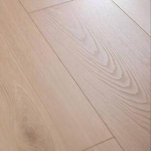 Plancher en <span class=keywords><strong>vinyle</strong></span> PVC hybride EIR <span class=keywords><strong>de</strong></span> conception <span class=keywords><strong>haut</strong></span> <span class=keywords><strong>de</strong></span> <span class=keywords><strong>gamme</strong></span> en chêne naturel pour hôtel, 5 mm, 6 mm, 6,5 mm - Product Image 1