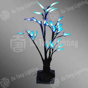 Árbol de luz LED decorativo de 2 m con hojas azules, con PVC y resina epoxi para iluminación de jardines, parques y paisajes al aire libre. - Product Image 3