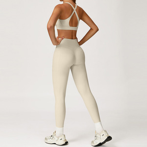Fille <span class=keywords><strong>Sport</strong></span> <span class=keywords><strong>Pas</strong></span> <span class=keywords><strong>Cher</strong></span> Logo Personnalisé Unique Actif Modeste Vietnam Gym Wear Femmes Ensembles Avec Leggings Taille Haute - Product Image 1
