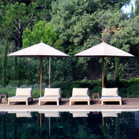 Chaise longue inclinable de luxe durable en bois de teck pour l'extérieur au bord de la piscine Chaise longue de jardin pour hôtel Chaise longue de plage imperméable à roulettes