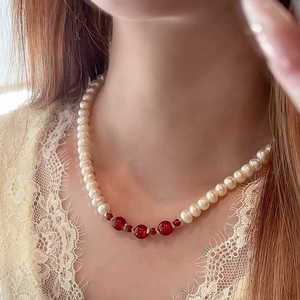 คุณ ชุดเครื่องประดับอาเกตจีนใหม่สุดหรูสำหรับผู้หญิง ชุบทองบนสแตนเลส เหมาะสำหรับเป็นของขวัญ ประกอบด้วยสร้อยคอรูปทรงรถยนต์และสร้อยข้อมือแบบต่อ - Product Image 2