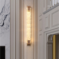 Applique murale moderne de luxe pour chambre d'hôtel Applique murale contemporaine à LED en cristal et métal