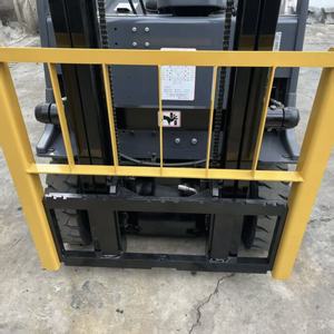 Chariot élévateur diesel hydraulique d'<span class=keywords><strong>occasion</strong></span> TCM 2,5-15 tonnes, fabriqué au Japon, pour les industries <span class=keywords><strong>de</strong></span> la vente au détail et <span class=keywords><strong>de</strong></span> l'agriculture, en stock à prix avantageux - Product Image 4