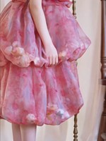 Tenues d'été pour filles 2026 Nouvelle robe de princesse mi-longue en fibre de polyester style fugitive, dos nu, motif floral, pour anniversaire