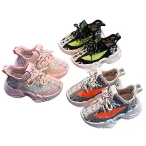 Sepatu Anak-anak Mode Baru 2022 Sepatu Kets Jala Anak Laki-laki Sepatu Olahraga Anak Perempuan Sepatu Sol Lembut Kelapa Anak-anak Berjalan Berlari