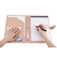 Pink A4 Business Padfolio Organizador de archivos de cuero Portafolio Carpeta de documentos Carpeta de conferencias multibolsillo con carpeta de anillas