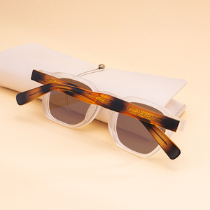 Lunettes de soleil photochromiques anti-lumière bleue UV400 Partagas Retro Designer avec logo personnalisé sur la monture pour hommes et femmes - Product Image 4
