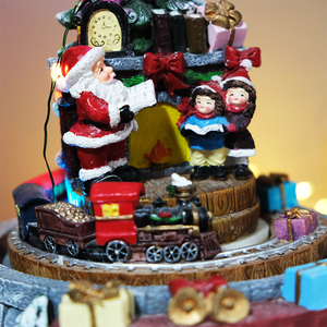 Árbol de Navidad de resina giratorio, <span class=keywords><strong>tren</strong></span> de Santa, luz Musical, adornos de Navidad, gran oferta - Product Image 4