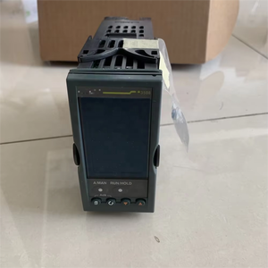 Controlador y Programador de Temperatura Avanzado de Doble Bucle Eurotherm 3504/3508 OEM/ODM IP65 con Pantalla LCD de 0-50°C y Resolución de 0.2°C - Product Image 1