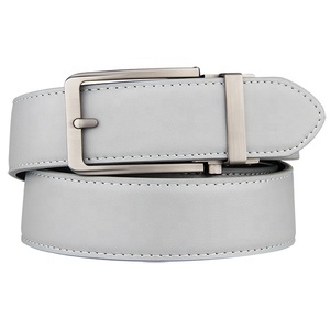 Ceintures en jean personnalisées en cuir <span class=keywords><strong>de</strong></span> vachette véritable pour hommes <span class=keywords><strong>Boucle</strong></span> <span class=keywords><strong>automatique</strong></span> <span class=keywords><strong>de</strong></span> haute qualité - Product Image 2