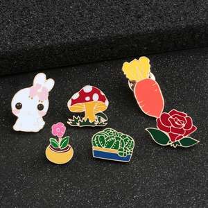 เข็มกลัดโลหะเคลือบลายการ์ตูนดีไซน์ใหม่ปี 2026 สไตล์น่ารัก แฟชั่นเก๋ไก๋ ของที่ระลึกครบรอบ - Product Image 5