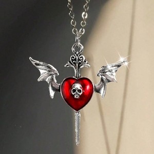 Collier pendentif cœur rouge gothique avec ailes de démon et croix pour hommes et femmes - Product Image 1