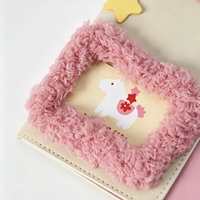Porte-cartes et étui à passeport multifonctionnel en peluche cheval mignon en PU, 16 cm x 13 cm, 30 mm d'épaisseur, sans fermeture