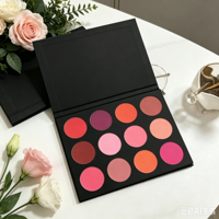 Palette de contouring crème 12 teintes, emballage noir mat, logo personnalisé OEM, fond de teint crème couvrant pour peaux africaines