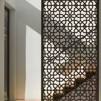Séparateur mural moderne en acier inoxydable 304/316 avec miroir, cloison étanche, design avec CNC, pour la décoration de la maison