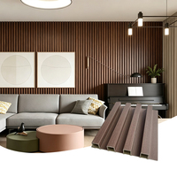 Panel Decorativo de Pared Vertical Acanalado de WPC PVC, Tamaño Personalizado, Moderno, para Hogar, Sala de Estar, Balcón, Precio de Fábrica al por Mayor