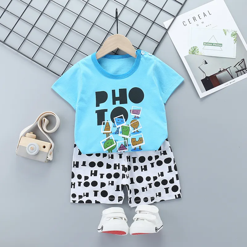 Zomer Kinderkleding Groothandel Vrijetijdskleding Jongens T Shirts Tops Online Korte Broek Kinderen Pyjama Set