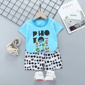 Ensemble de pyjama pour enfants, vêtements d'été, vente en gros, t-shirt pour garçons, hauts et pantalons courts,