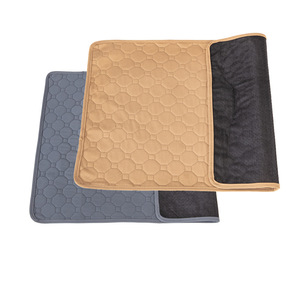 Tapis d'entraînement pour chiens en lin et nylon, imperméables, toutes saisons, lavables et jetables, pour animaux de compagnie, vente en gros personnalisée - Product Image 3