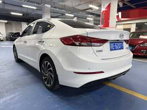 Voiture d'occasion à essence Hyundai Elantra Leadong 2019 1.4T <span class=keywords><strong>GLS</strong></span> Dynamic & Vital Automatique, économique et bien entretenue - Product Image 4