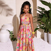 Robe deux pièces à imprimé floral pour adolescente, col halter et ourlet fendu, garantissant une liberté de mouvement pour les vacances d'été et les fêtes à la plage