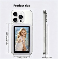 L'appareil de partage d'écran pour selfie sur téléphone portable adopte un écran tactile rétroéclairé pour le partage de selfie, intégré à l'arrière du téléphone.