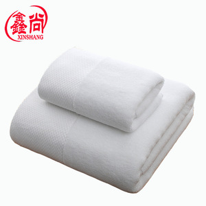 Serviette de bain en coton pur Xinshang 70x150cm blanche moelleuse pour hôtel - Product Image 3